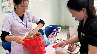 Tủ đồ sơ sinh 0 đồng: Điểm tựa ấm lòng giữa vùng cao Tu Mơ Rông