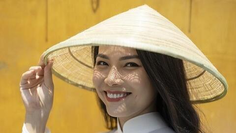 Tiến sĩ rời Mỹ về Việt Nam làm thuốc trừ sâu từ cây xoan