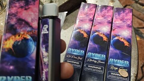 Xuất hiện "tinh dầu Pod Chill" nguy cơ gây hại đến sức khỏe