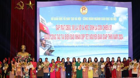 "Tết sum vầy" dành tặng người thân chiến sĩ công tác tại biển đảo