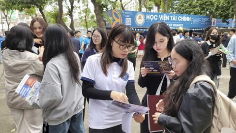 Định hướng nghề nghiệp, tiếp sức cho thế hệ tương lai