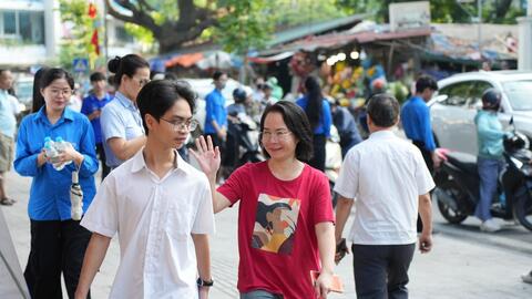 Hà Nội có 200 trường học sinh đỗ tốt nghiệp THPT 100%