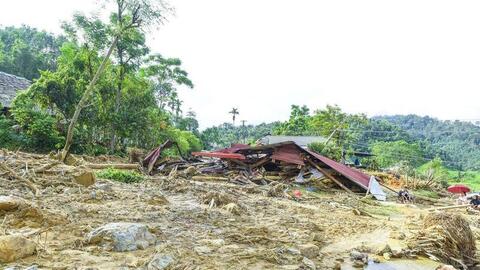 Thanh Hóa: Hơn 750 ngôi nhà bị thiệt hại, phải sơ tán gần 50 nghìn dân