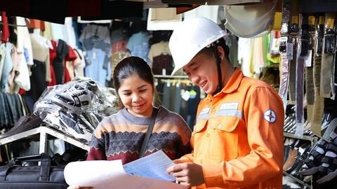 EVNCPC khuyến nghị khách hàng cài ứng dụng CSKH để kiểm soát tiền điện