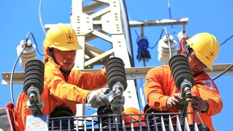 Giá điện: Cần chia sẻ và công bằng