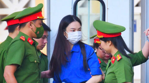 Bắt đầu xét xử hoa hậu Thùy Tiên, Quang Linh Vlogs, Hằng Du Mục