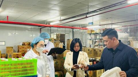 Siết giám sát an toàn thực phẩm nông sản dịp tết Nguyên đán 2026