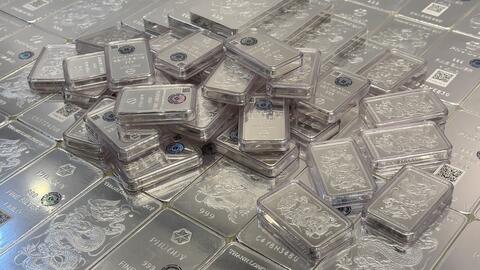 Giá bạc hôm nay 2/4/2026: Duy trì đà tăng