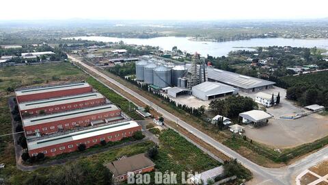 Xã Ea Kar: Đồng hành cùng doanh nghiệp để thu hút đầu tư