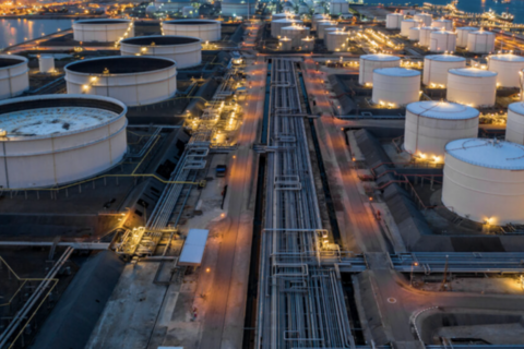 IEA cảnh báo dư nguồn cung dầu mỏ lớn năm 2026