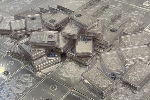 Giá bạc hôm nay 2/4/2026: Duy trì đà tăng