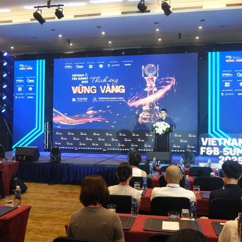 Thấy gì từ việc 50.000 cửa hàng F&B đóng cửa năm 2025?
