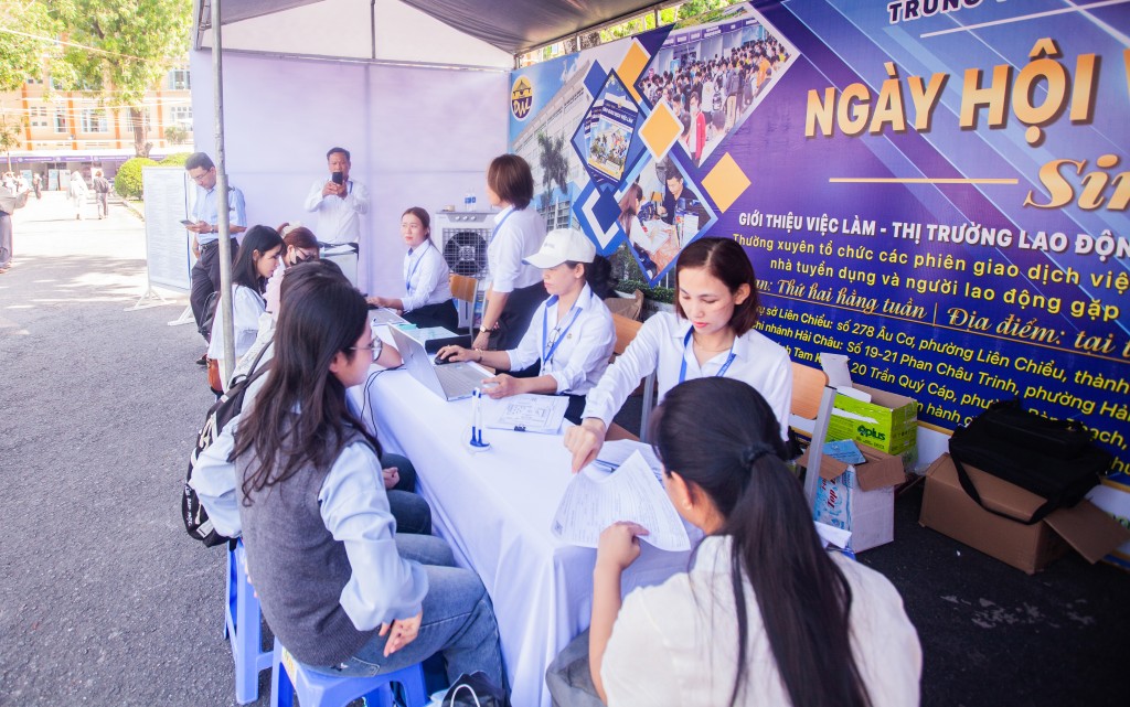 Ngày hội việc làm năm nay có 185 doanh nghiệp tham gia tuyển dụng
