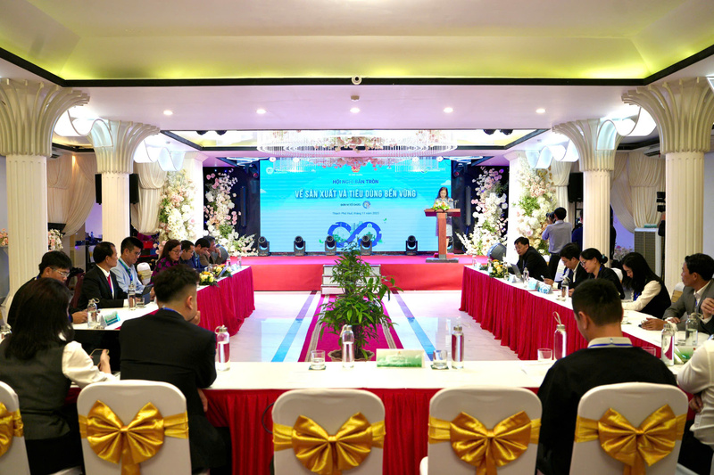 Quang cảnh hội nghị. Ảnh: Nguyễn Tuấn.