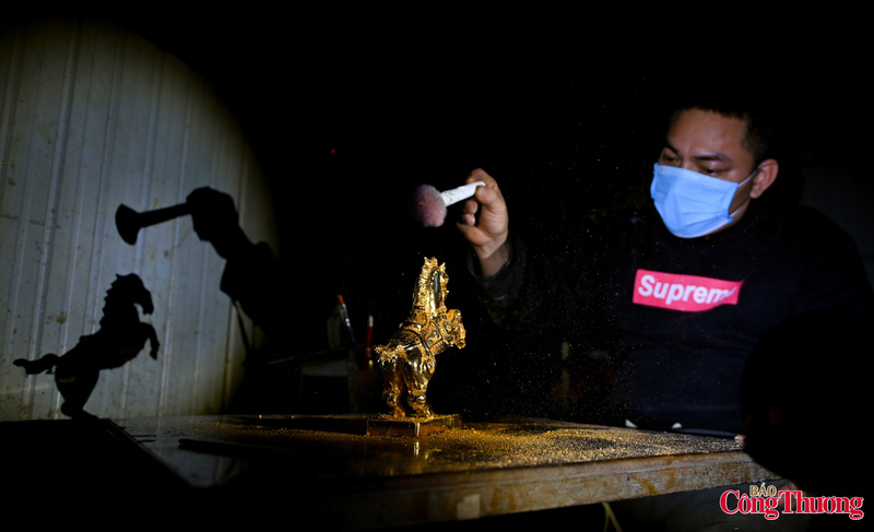 Linh vật ngựa năm nay không chỉ tạo hình tĩnh, mà hướng đến dáng phi nước đại, vươn cao, thể hiện tốc độ, sức bật và tinh thần dẫn dắt những giá trị được doanh nghiệp coi trọng trong giai đoạn kinh tế bước sang chu kỳ mới.