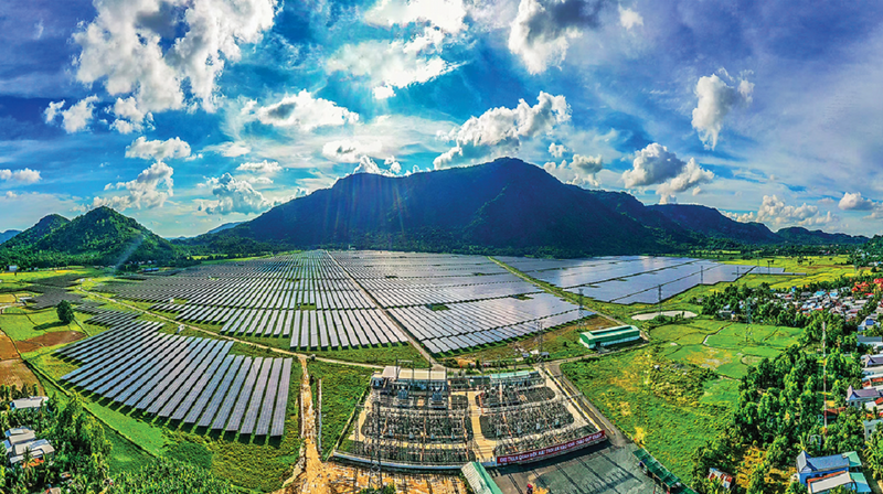 Với tầm nhìn dài hạn, các nghị quyết trụ cột về năng lượng trở thành nền tảng bảo đảm an ninh năng lượng và thúc đẩy công nghiệp hóa gắn với tăng trưởng xanh. Ảnh minh họa