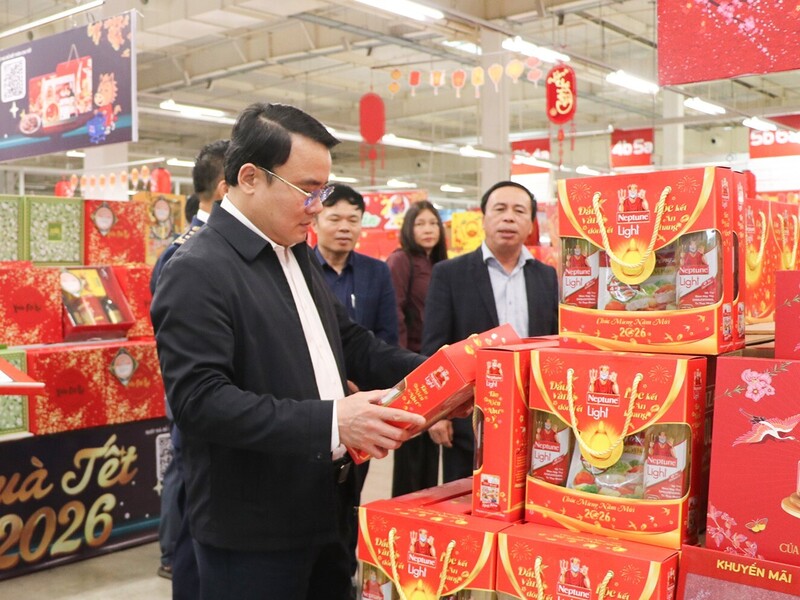 Sở Công Thương tỉnh Nghệ An chỉ đạo sát sao việc bình ổn thị trường hàng hoá trong dịp Tết. Ảnh: Mai Liễu