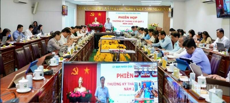 Quang cảnh tại phiên họp.