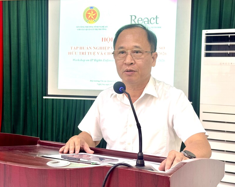 Phó Giám đốc Sở Công Thương tỉnh Nghệ An Lê Đức Ánh phát biểu khai mạc chương trình tập huấn. Ảnh: Mai Liễu