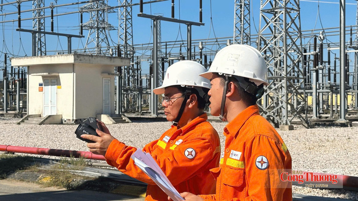Đổi mới cơ chế giá điện cần gắn liền với lộ trình xóa bù chéo phù hợp, bảo đảm người dân vùng núi, hải đảo tiếp tục được tiếp cận nguồn điện ổn định.
