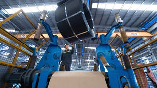 Đa dạng hóa thị trường, giảm rủi ro phòng vệ thương mại cho thép Việt