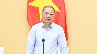 Chùm ảnh: Bộ trưởng Bộ Công Thương Lê Mạnh Hùng làm việc với Cục Xuất nhập khẩu