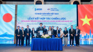 Long Châu và Santen hợp tác, mở rộng hệ giải pháp về bệnh lý về mắt tại Việt Nam