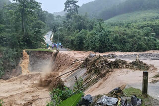 Quảng Ngãi: Cấm biển từ 19h00 ngày 5/11 đến khi thời tiết ổn định