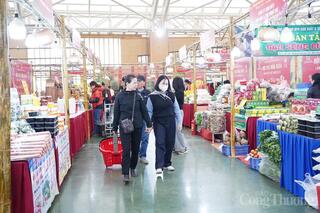 Đặc sản vùng miền ‘hút khách’ tại Hội chợ Mùa Xuân năm 2026