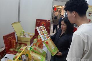 Nông sản, đặc sản địa phương đắt khách tại Hội chợ Xuân Hà Nội 2026