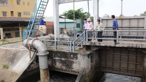 Kiểm tra tình hình thực hiện công tác phòng, chống hạn, mặn năm 2022