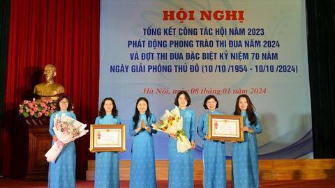Tiên phong thí điểm mô hình “Tập hợp phụ nữ trên không gian mạng”