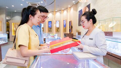 "Ghép tài lộc - 100% nhận lộc vàng" PNJ dịp đầu Xuân 2024