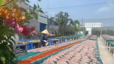 Nâng tầm đặc sản quê hương