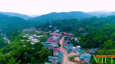 Đổi thay trên xã nông thôn mới Hua La