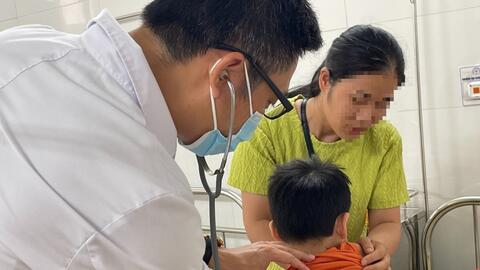 Nguy cơ nhiễm sán, ký sinh trùng từ các món ốc, cua đá nướng