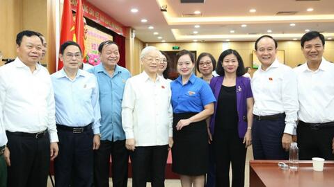 Triệu trái tim chung một niềm tiếc thương vô hạn