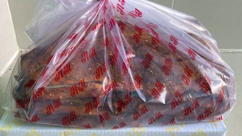 Thu giữ hơn 1 tấn khô bò không rõ xuất xứ bán qua mạng