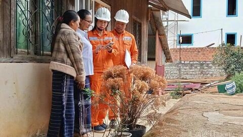 Cái bắt tay giữa 'nhà nông' và 'nhà đèn' trong việc tiết kiệm điện