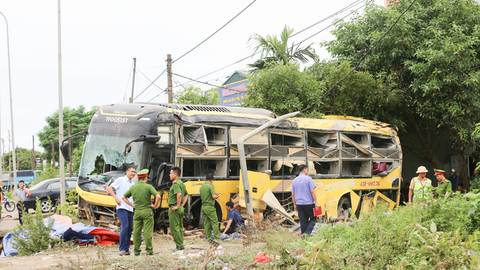 Hiện trường ám ảnh vụ tai nạn xe khách khiến 25 người thương vong ở Hà Tĩnh