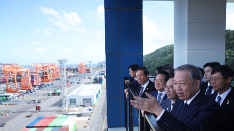 Từ Busan đến Cái Mép, Lạch Huyện - cất cánh với mặt tiền Biển Đông