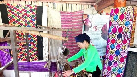 Thổ cẩm Tày: Bản sắc văn hóa và sinh kế bền vững vùng cao