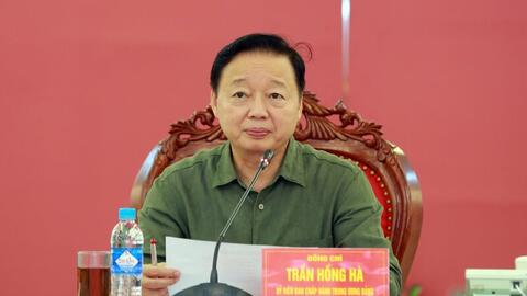 Khẩn trương ứng phó bão số 10, phòng lũ lụt và sạt lở sau mưa