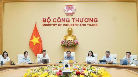 Bộ Công Thương họp Tổ soạn thảo Dự thảo Luật Thương mại điện tử