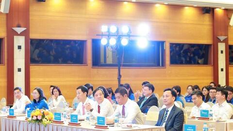 Tuyên dương Đảng viên trẻ tiêu biểu làm theo lời Bác