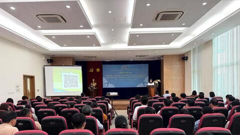 Phát triển công nghiệp đi đôi với bảo vệ môi trường