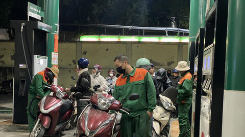 Giá xăng dầu hôm nay 8/1/2026: Tiếp tục giảm sâu