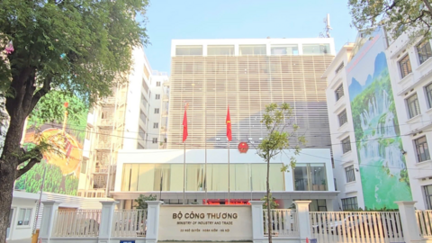 Bộ Công Thương yêu cầu bảo đảm nguồn cung hàng hóa, điện dịp tết Bính Ngọ