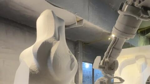 Cận cảnh hậu trường sản xuất linh vật ngựa Đường hoa Nguyễn Huệ Tết 2026