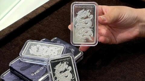 Giá bạc hôm nay 23/3/2026: Bạc trượt dài sau quyết định của FED